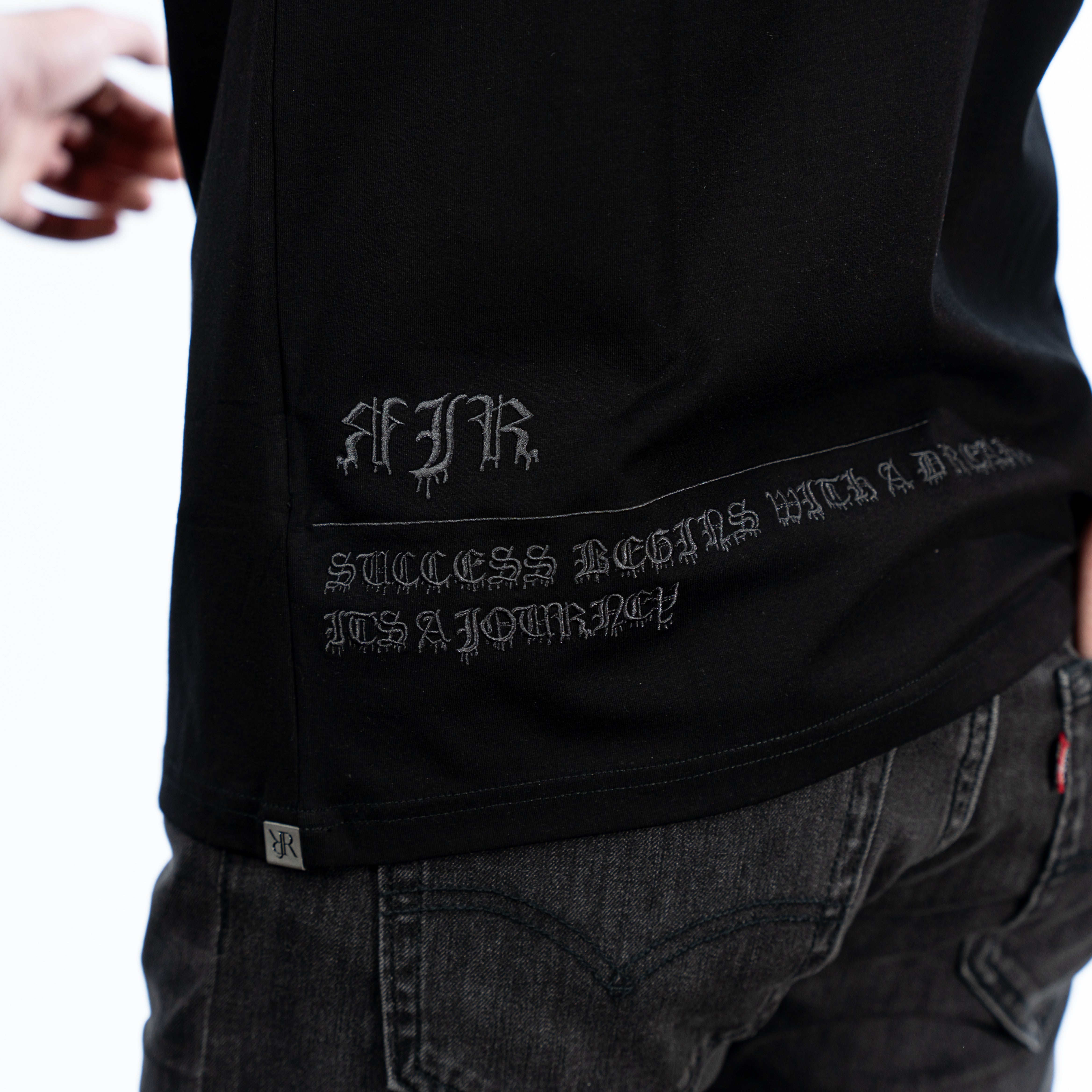 "RJR Crew Neck" Dark Black