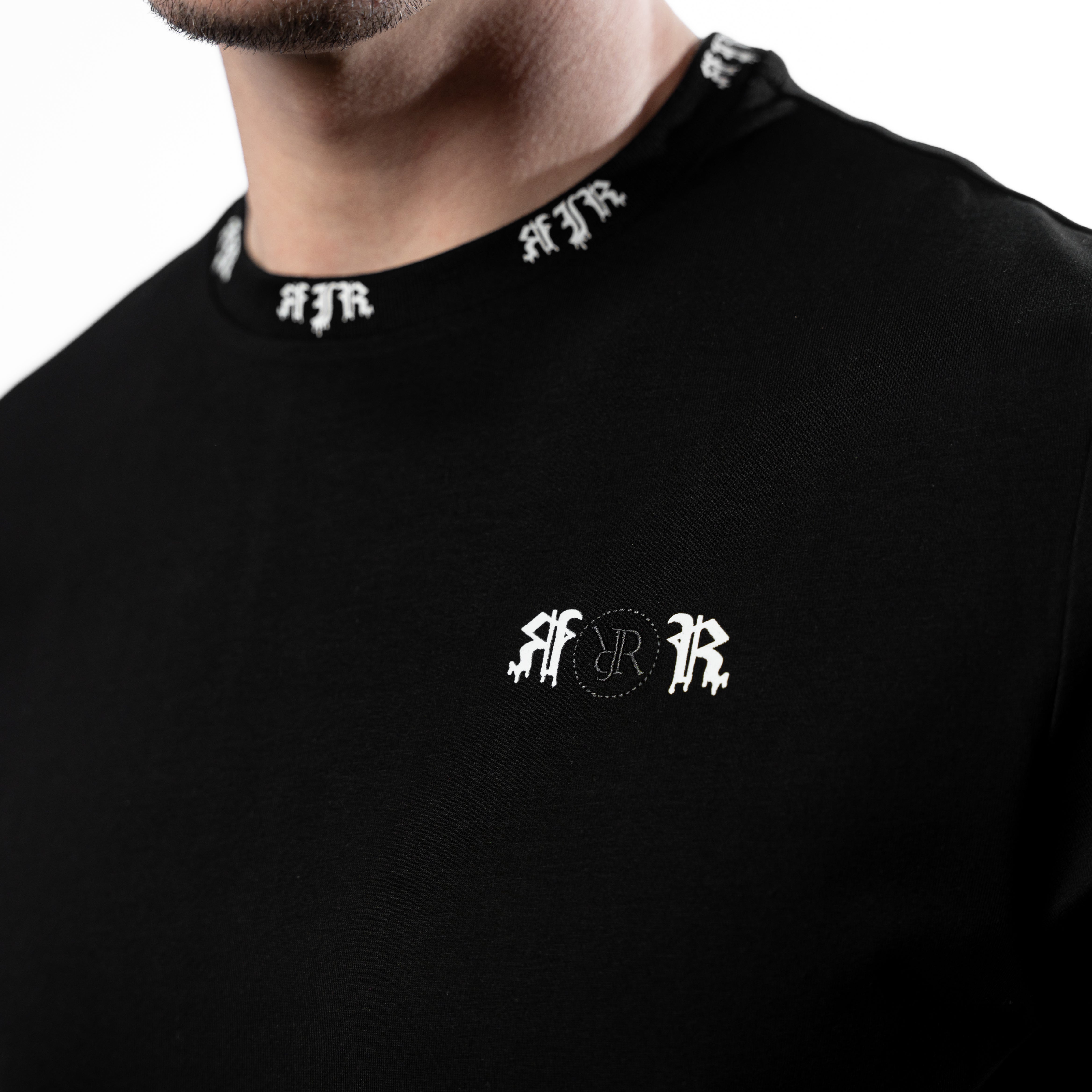 "RJR Crew Neck" Dark Black